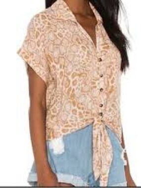 Show Me Your Mumu Sandy Cheetah Tie-Front Blouse Size M